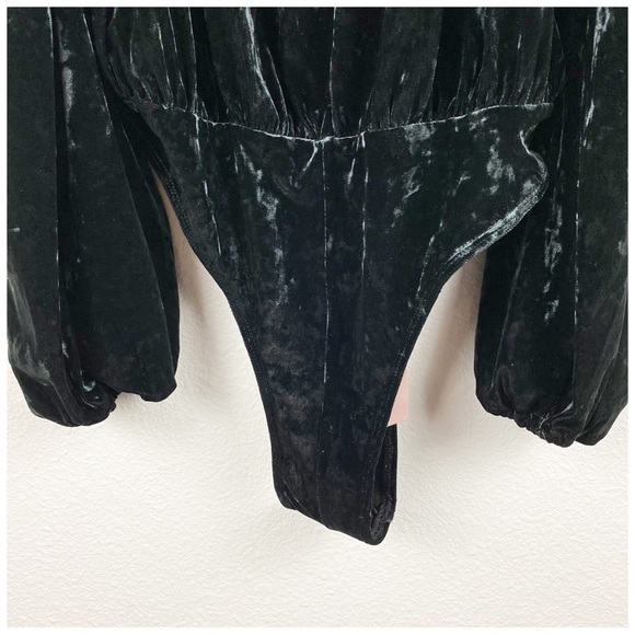 NWT Free People x Hot As Hell Beg 2 Differ Black Velvet Bodysuit Size Medium - Picture 7 of 12